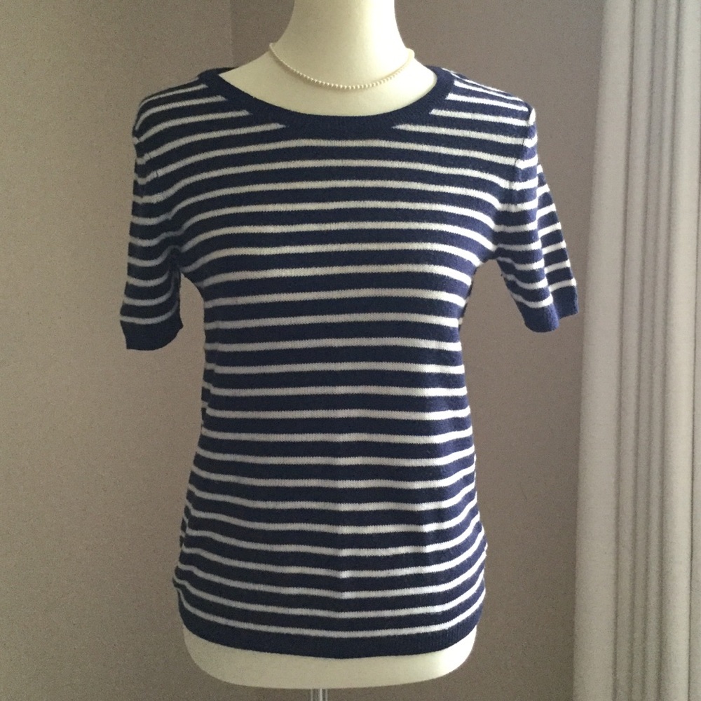 GAP Sweater
